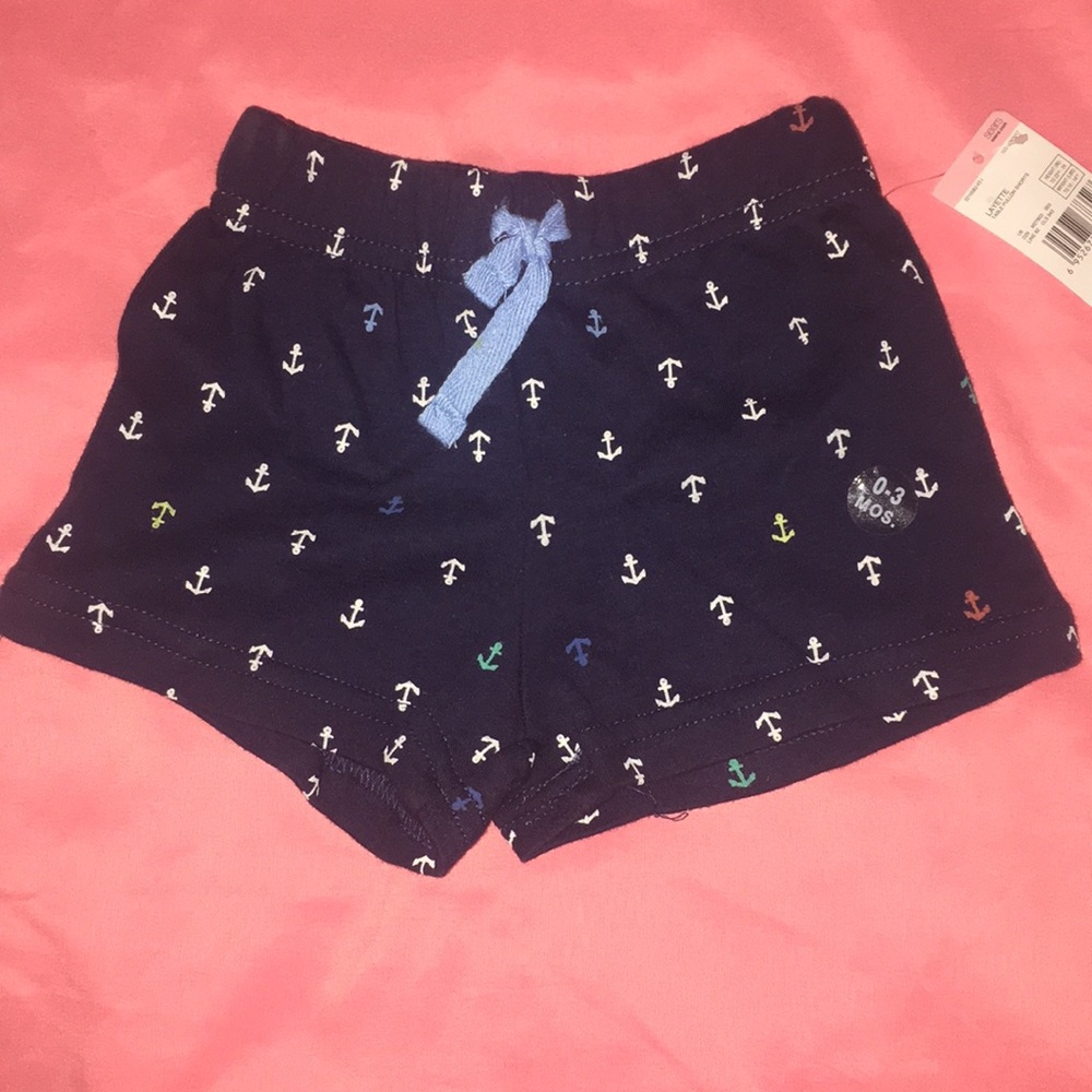 Table pullon shorts